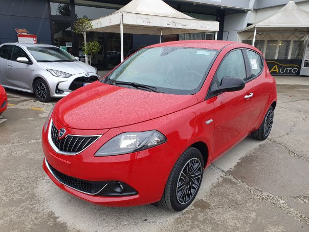 LANCIA YPSILON 1.2 69CV GPL!!! anche Neopatentato