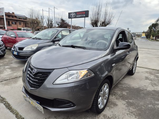 LANCIA YPSILON 1.2 69 CV 5 porte Elle OK NEOPATENTATO