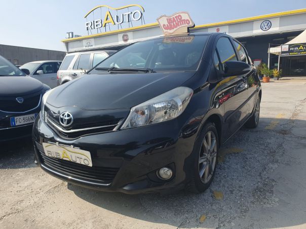 Toyota Yaris 1.3 5 porte STYLE